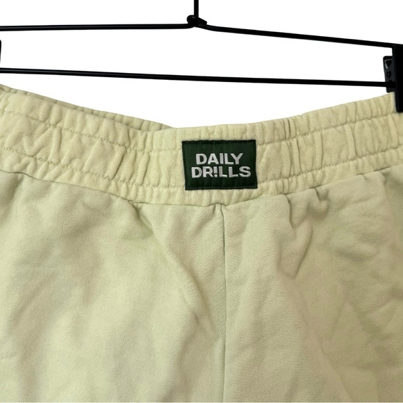 Daily Drills Athletic Shorts Chartreuse Yellow Green XS/S - Picture 4 of 5